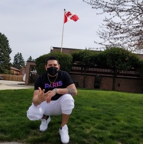 Meet your Posher, Juan - Picture 1 of 1